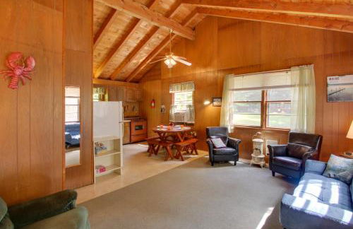 The Acres Panther Pond Cabin with Beach and Dock! - Foto 4