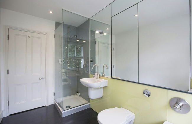 Leamington Road Villas II by Onefinestay - Photo 20