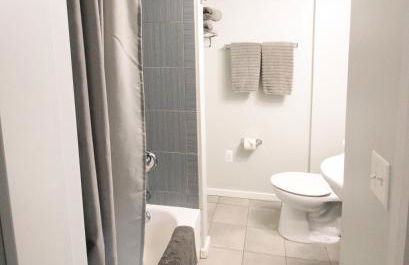 Family Friendly Lakefront Oasis! Huge Deck-Pets Welcome - Foto 23