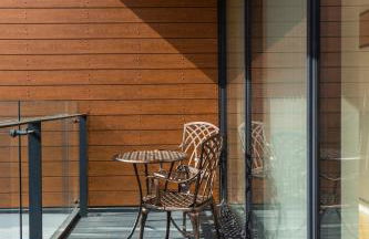 Central Gem: Cosy 2BR with Private Balcony - Foto 7