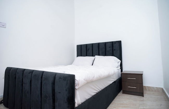 Cute & Comfy Condo Close to Highway - Foto 1