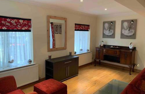 2-Bedroom Cottage with 2 Ensuites - Sleeps 6 Wifi - Foto 15