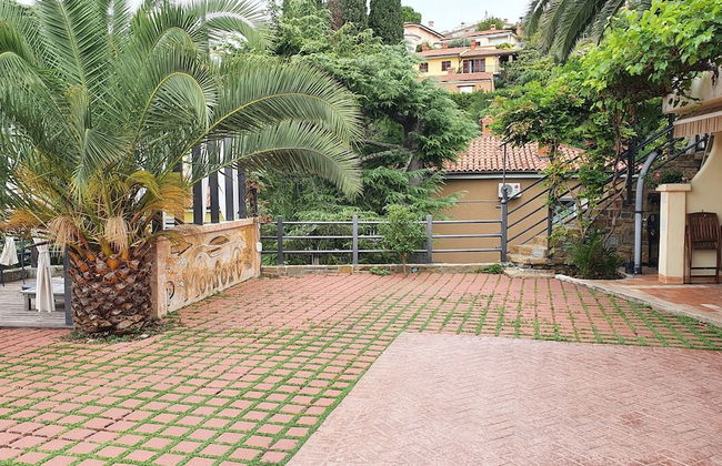 Monfort Apartments - Photo 37