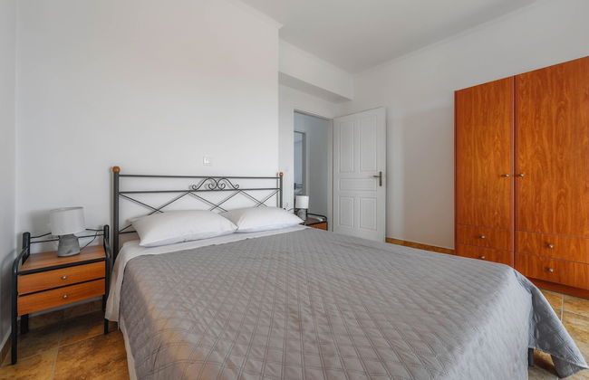 Alonaki Apartments - Photo 3