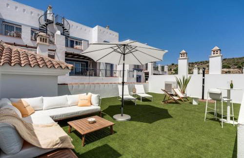 Luxury Penthouse With Sea View in Paraiso Pueblo - Photo 26