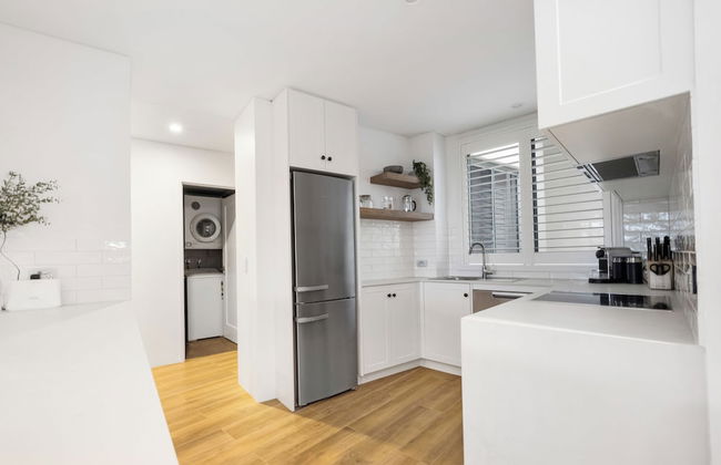 Bay Royal Apartments - Photo 16