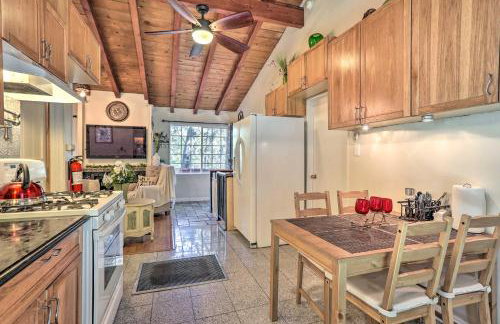 1 Mi to Lake Gregory Boho Crestline Cabin - Foto 6