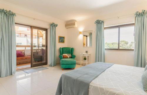 Central Cascais Apartment with private parking - Foto 12