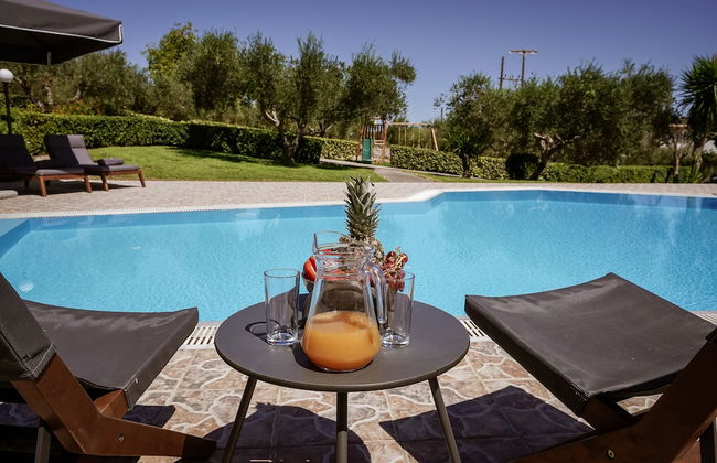 Villas Lefkothea - Photo 42