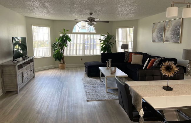 Grand Family 3BR Condo Penthouse Near Disney - Foto 8