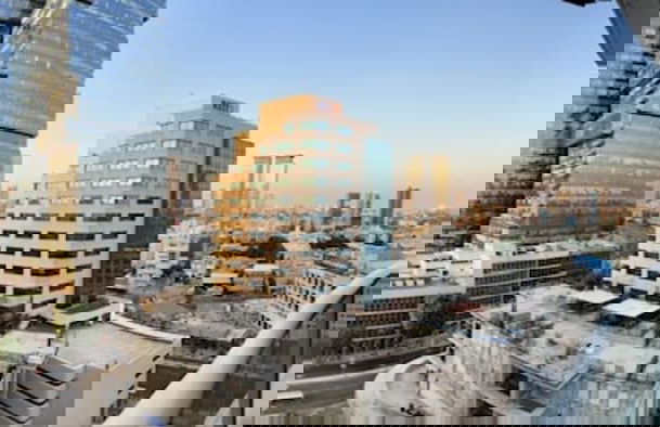 Gindi Tower APT - By Beach Apartments TLV - Foto 9