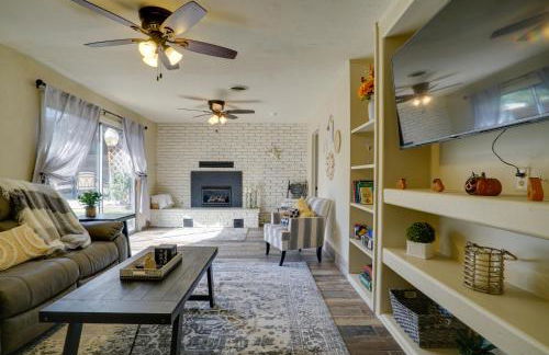 Chic Silver City Getaway with Patio and Gas Grill - Foto 1