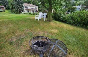 Lake Cabin; Renovated, Flat Lot, Dock, Sandy Beach, Many Games and Lake Toys! - Foto 64