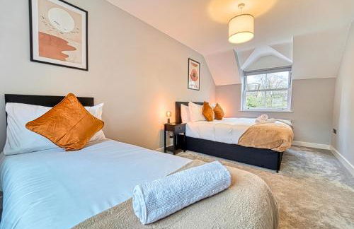 3 Bed House with Office Space in Coventry, by ARP Homes, Central, Driveway & Garage, Garden, Ideal for Contractors, Families & Long stays - Foto 22