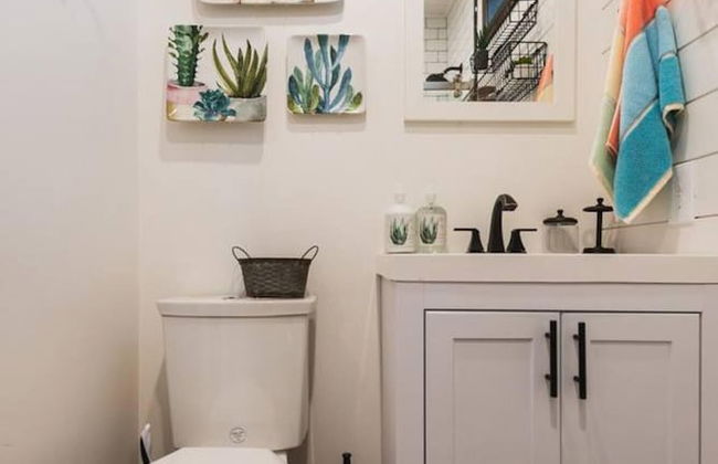 The Hacienda Container Tiny Home 12 min to Magnolia Baylor - Foto 11