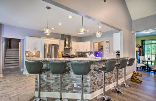 Bright Hopkins Home with Game Room and Fire Pit! - Foto 8