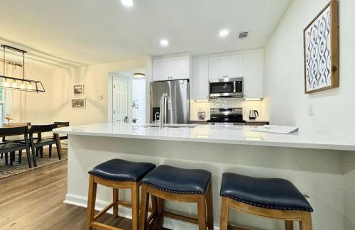 Aubie's Abode-walkable to downtown Auburn & campus - Foto 18