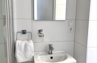 Prime Host Style Apartment - Photo 14