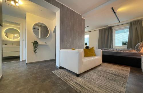 Gleis 12 , kontaktloser 24-7-Check In, barrierefrei ,Smart TV, W-LAN, Parkplatz kostenlos - Photo 1