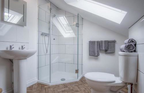 Brook Cottage - 7 Bedroom Cottage - Dale - Foto 55