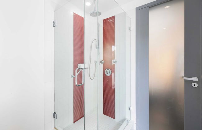 Steps to Beach+shops, Oceanview, Hot Tub+firepit Moonlight Modern by Avantstay - Foto 31