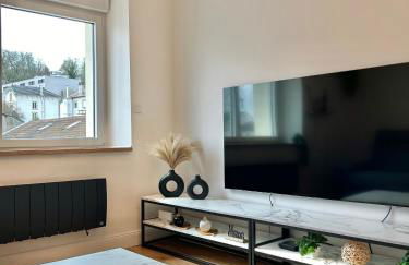 Le Chardon- appartement 2chambres- avec stationnement - Foto 10