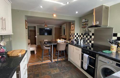 Outskirts of Ulverston, entire Cottage - sleeps 4 - Foto 1