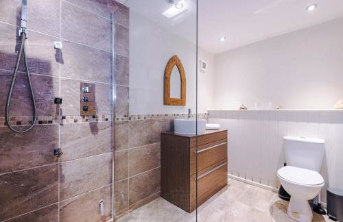 Belvedere House - Serene Countryside Escape - 4 Bedrooms Sleeps 8 - Photo 6