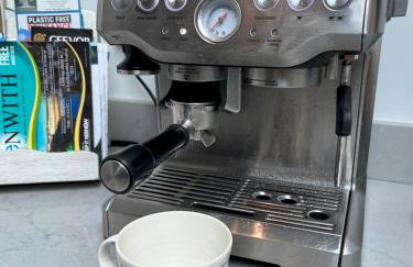 Tropical Gardens 1 bed cottage Central Newlyn - Photo 18