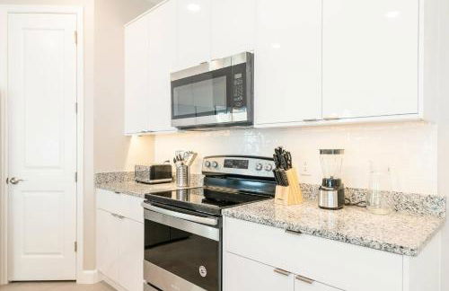 8005 Elegant Villa 5 Min to Disney Magic - Foto 28