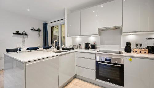 Executive 3-Bed 2-Bath Apartment Central London - Foto 2