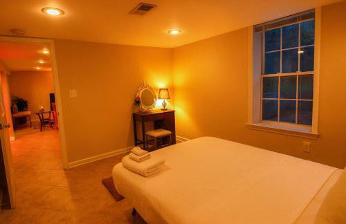 Basement Falls Church Free Parking - Foto 8