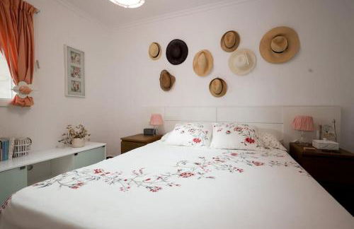 Cómodo chalet en la playa con gran patio exterior cerca del MET Y Campo de Golf - Photo 31