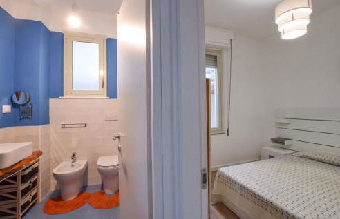 2 Bedroom Cozy Apartment In Staletti - Photo 16