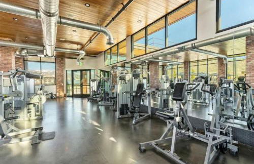 1 min Delta - Salt Palace - King Bed - Gym - Parking - Foto 28