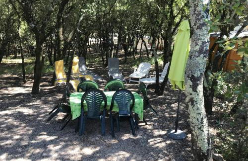 Bungalow accueillant avec jardin à Orgnac-l'Aven - Foto 12