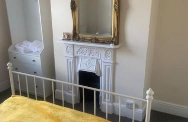 Apartment, Stylish 2 bed Riverside House, 2 Kingsize beds, Free Parking - Foto 45