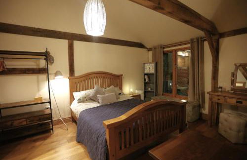 Rushmoor Retreat, Cosy with Outdoor Pizza Oven - Photo 21