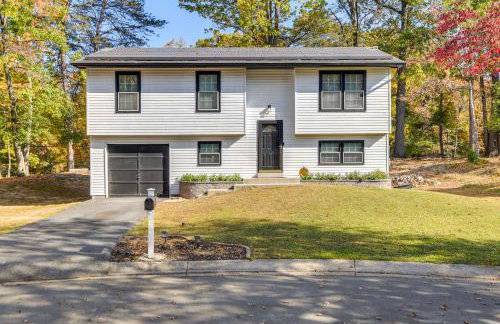 Near Top Attractions Deck Dining at Severn Home! - Foto 3