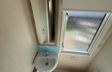 3-Bedroom Swift Caravan - Located in Uddingston, Glasgow at Maryville Caravan Site - Photo 14