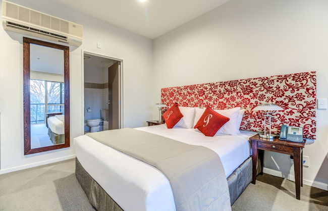 Parkview On Hagley - Photo 10