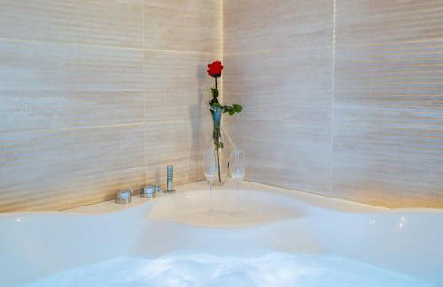 La Parenthèse en Provence - Appt Balnéothérapie - Foto 11