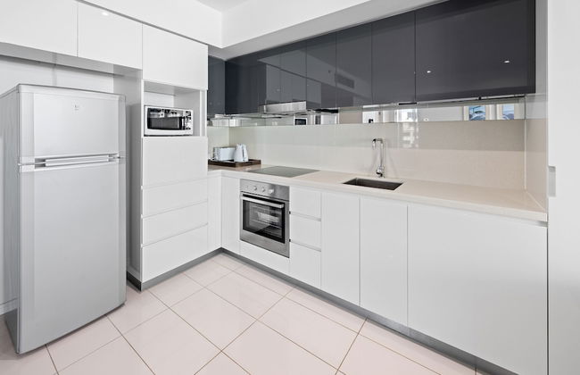 Pool and Ocean Views at the H-Residences - Foto 11