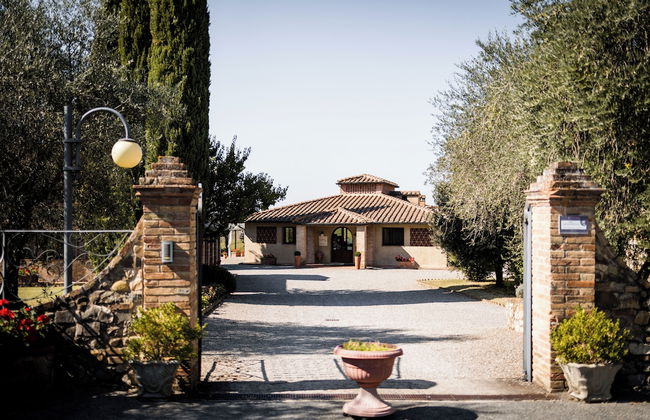 Villa Curina Resort - Photo 65