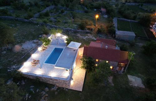Patakun holiday home for 5, with heated pool - Foto 2