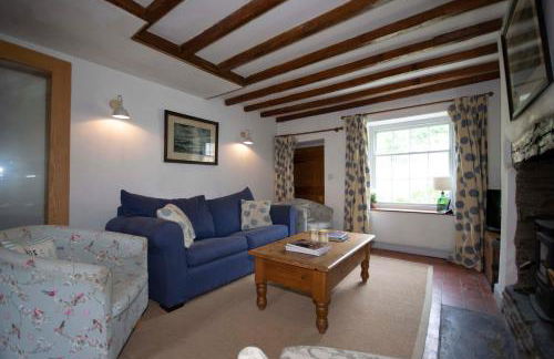 Riverside Cottage - Photo 9