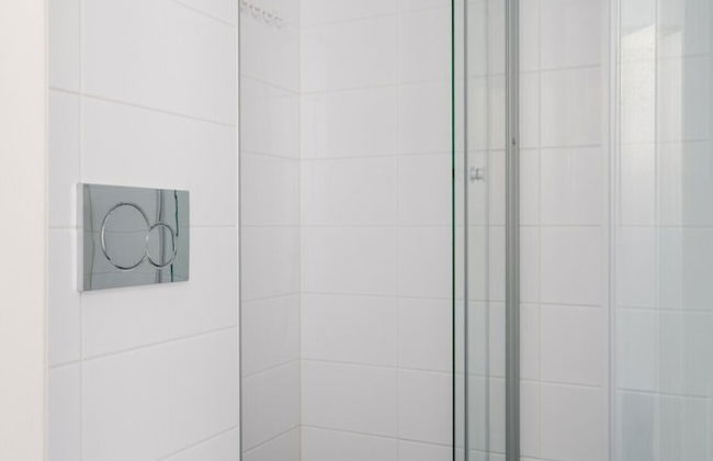 Modern Studio Apartment in Lönnrotinkatu - Foto 14