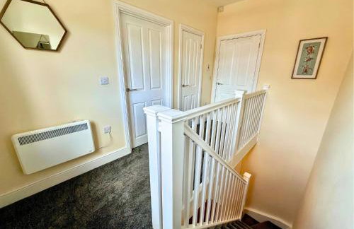 Pool Table 1-Bedroom House, near City Centre and Public Transport, Dog Friendly, Sleeps 5, Free Parking - Foto 50