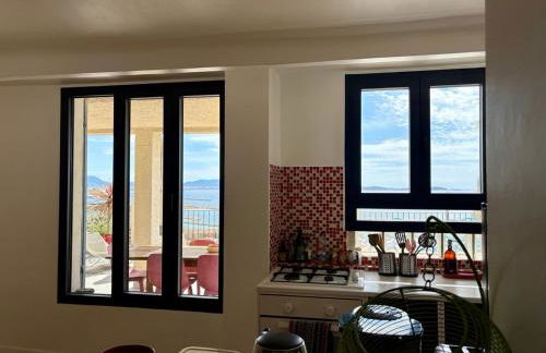 Superbe terrasse avec vue panoramique sur la mer - Foto 29