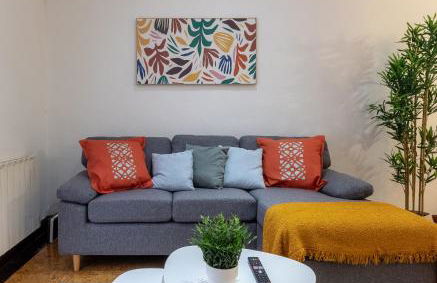 Unamuno, en el Casco Viejo - Foto 2